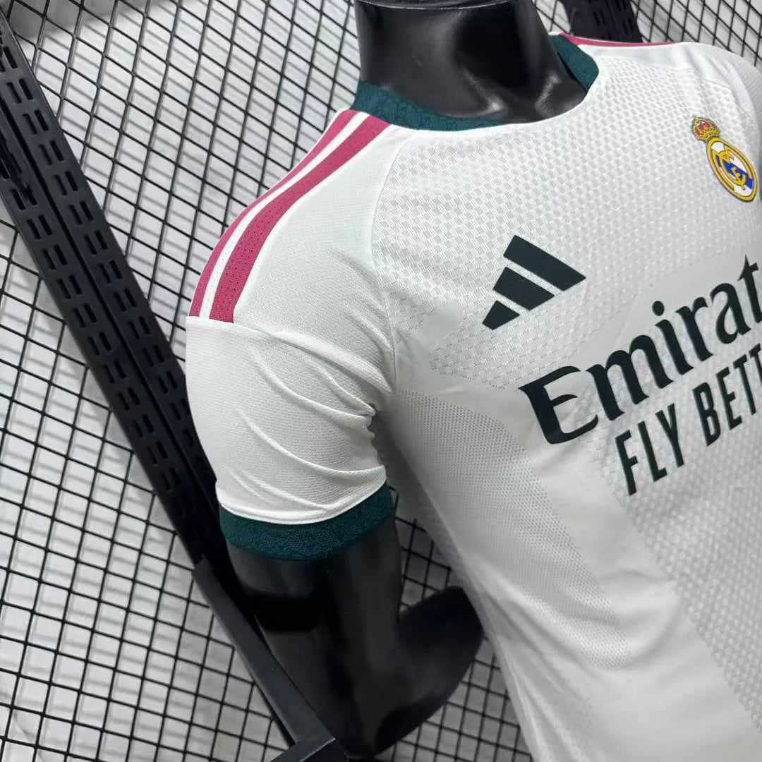 2026/2027 Player Version Real Madrid Home Football Jersey 1:1 Thai quality