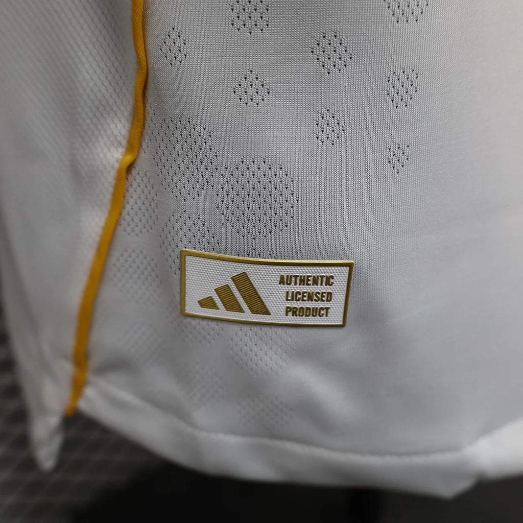2025/2026 Player Version Real Madrid Home Football Jersey 1:1 Thai quality