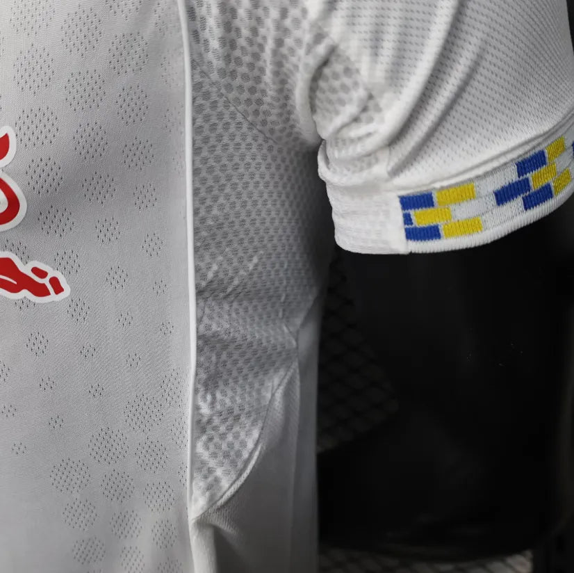 2025/2026 Player Version Leeds United Home Football Jersey 1:1 Thai Quality